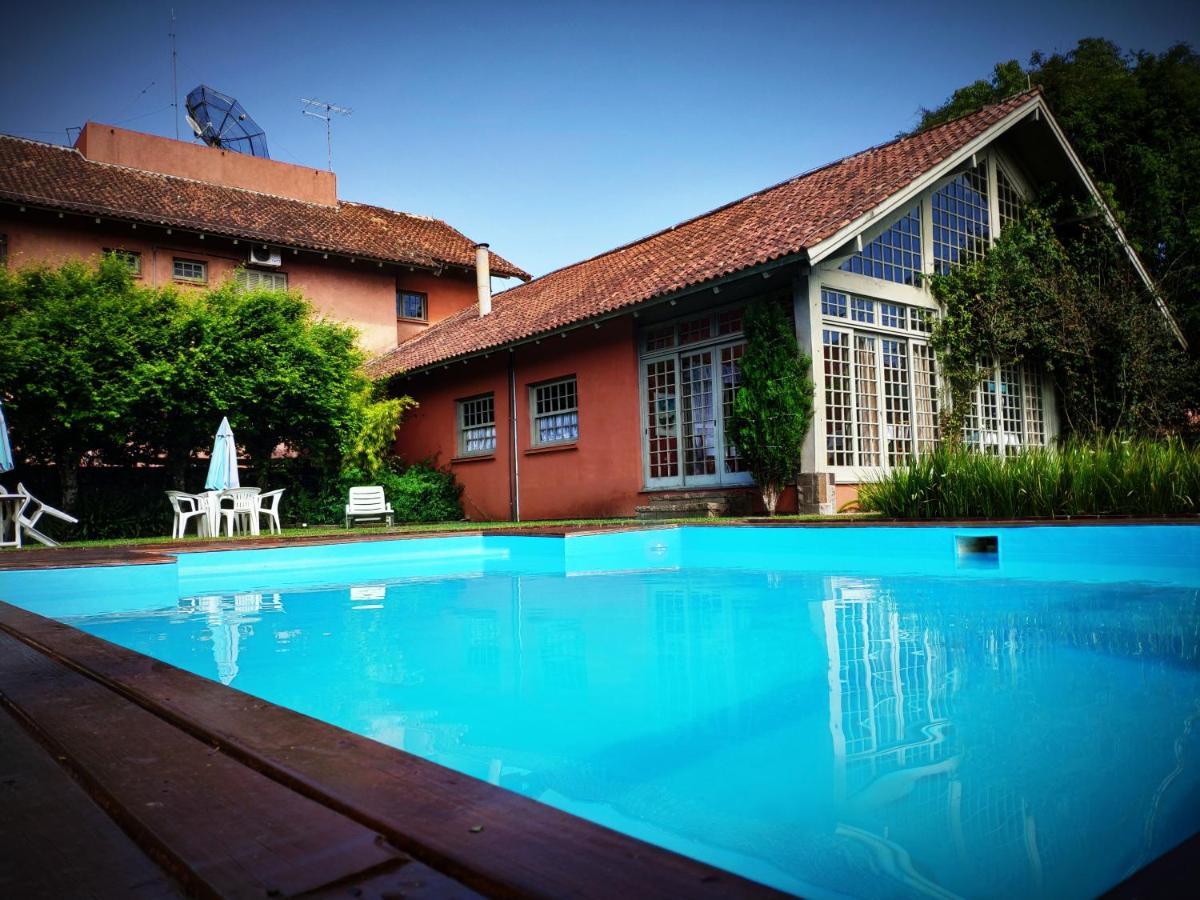Pousada Casa Rosa Canela Bagian luar foto