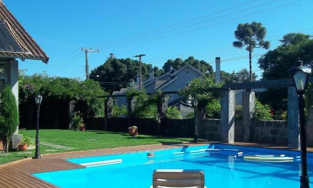 Pousada Casa Rosa Canela Bagian luar foto